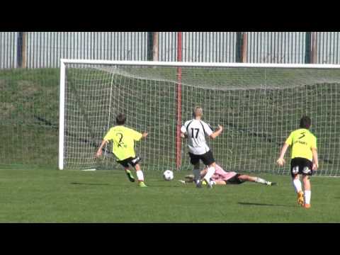 Zákrok brankáře U-15 B