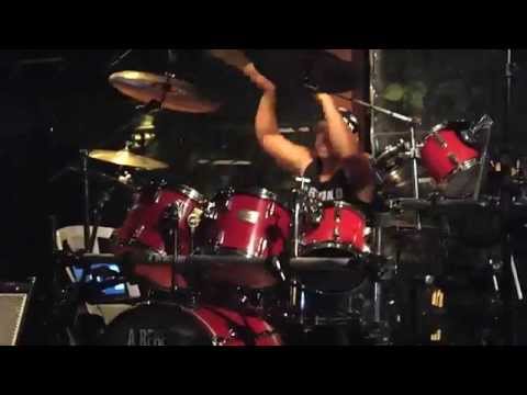 Closer to the Rush - André Amon Drum Solo (after a blackout...)