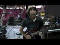 Mike Einziger of Incubus Gives "Adolescents" Guitar Tutorial