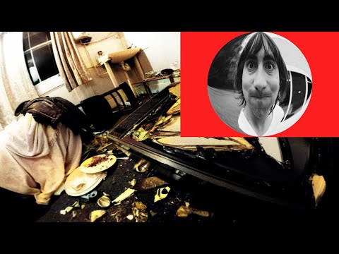 Keith Moon BOMBS Several Hotels!!!