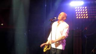 Magazine - The Light Pours Out Of Me - BBC Electric Proms 22/10/09