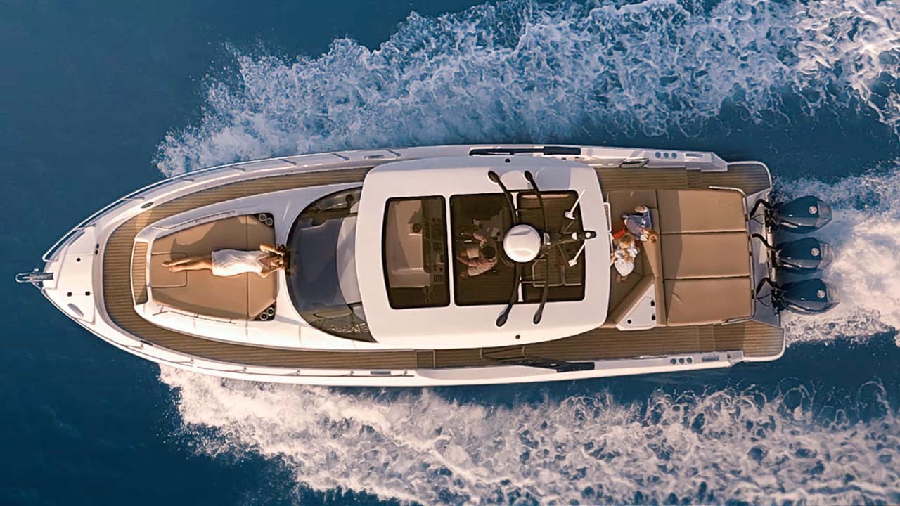 Oryx 379 - A Modern & Versatile Sport Cruiser