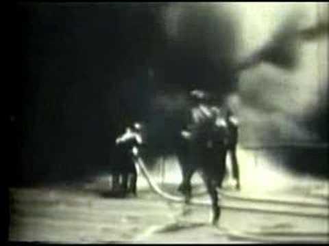 1945 Amateur 8mm - Biggest Kamikaze Attack Ever!!!