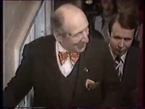 Horowitz and Pletnev at the Tchaikovsky Museum. (1986)