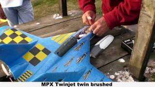 preview picture of video 'Multiplex Twinjet 2 motors brushed'