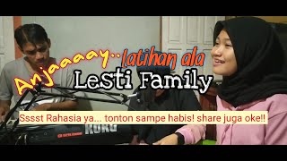 Download lagu Vini Azmi Kaila Latihan Vokal ala Lesti Family... mp3