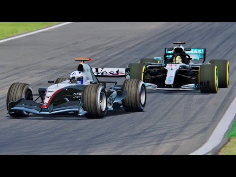 Mercedes F1 2018 vs McLaren F1 2004 -  Monza