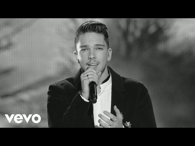 Video zu 'When Christmas Comes Around' ansehen