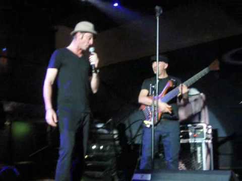 MASH MACHINE @ "Rooms" live (Astrid-*)