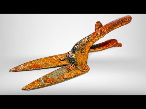 I Restore 100 Year Old Industrial Scissors