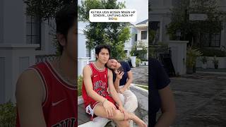 Download lagu Lebih seru maen hape ayang mp3