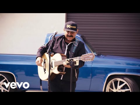 Chuy Urias y Su Division Norteña - Charin O El Spooky