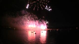 preview picture of video 'Dubna Day 2008 Fireworks - Салюты Лучших Коллекций'