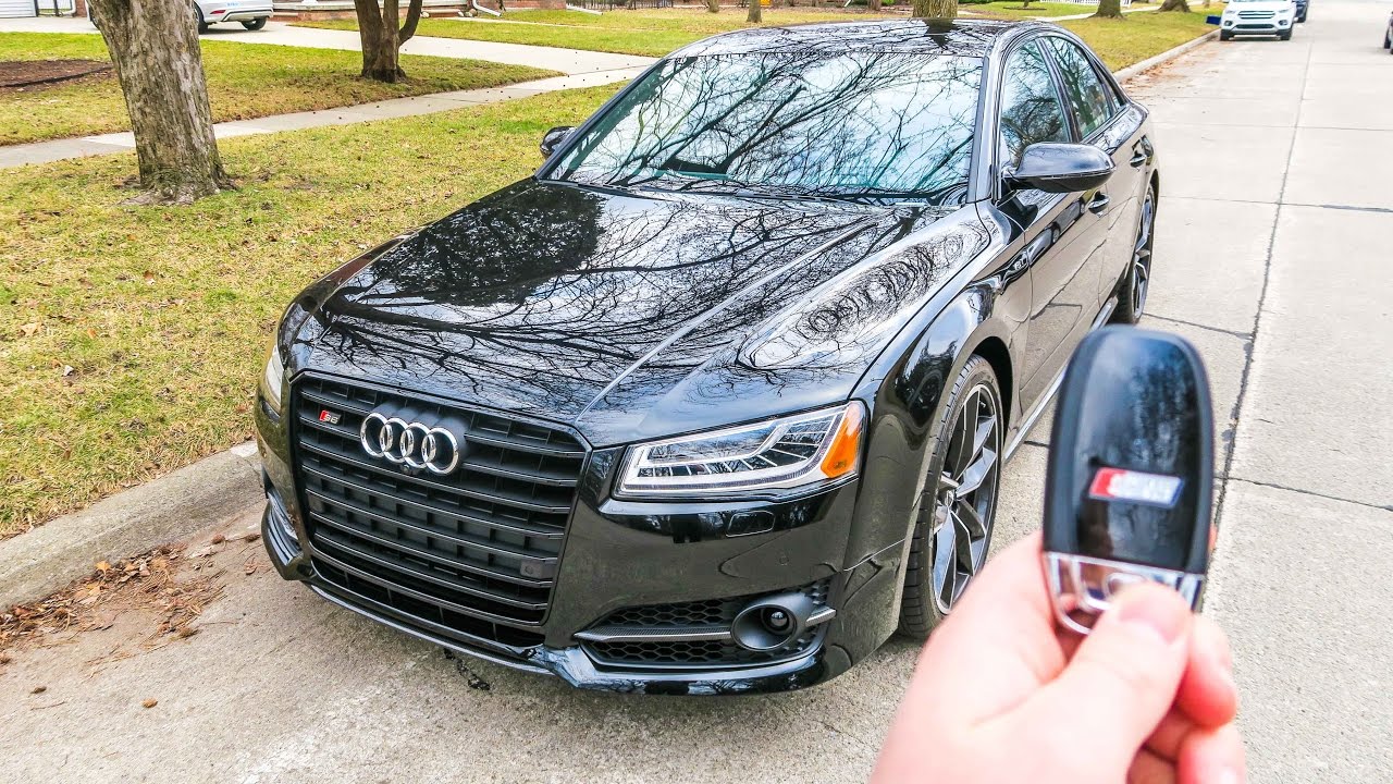 What It's Like To Drive The '17 Audi S8 Plus!
