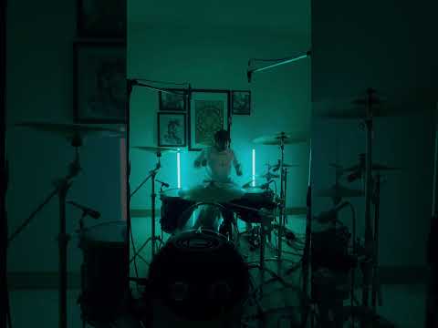 Dont Tell Me Its Over - Blink-182