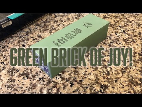 Knife Knowledge: Green Brick of Joy! Naniwa 2k (2000 grit) Whetstone