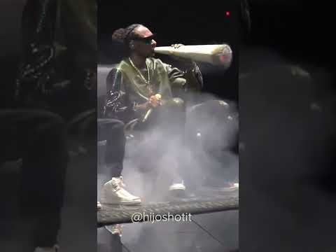 SNOOP DOGG EMINEM smoke big cigar:-)0o