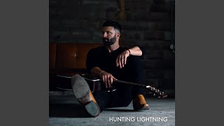 Download lagu Hunting Lightning mp3