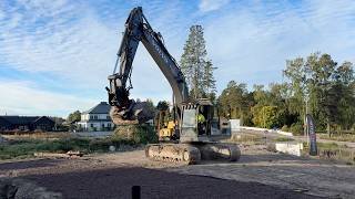 Volvo EC220DL tracked excavator | Image 4 - Machineryline