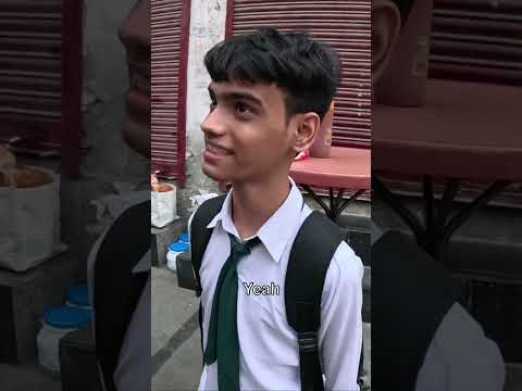 Indian schoolboy schools American at English 🇮🇳