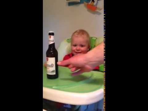 Trauriges Kind will Bier