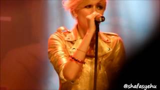 Pixie Lott - Cry Me Out Live in KL 2012