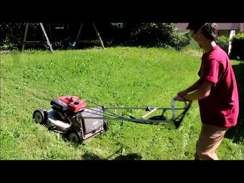 Insanely Loud Honda Lawnmower (part 2) (this thing sounds like a woodchipper)