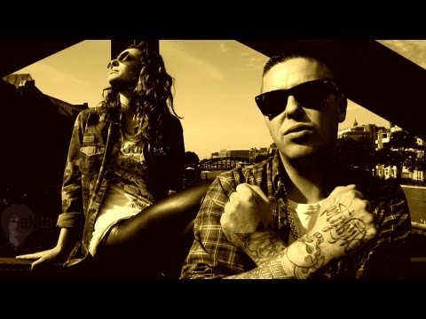 AchtVier - Ein Bisschen (Offizielles Video)