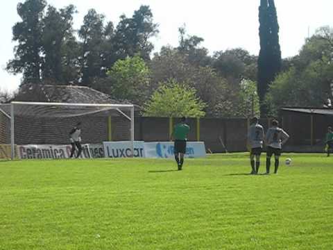 Gol de penal vs Flandria