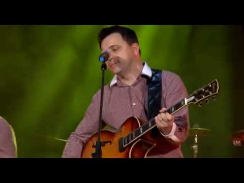 Ansambel Aplavz - V srcu nosim Slovenijo (MGNZ 2012)