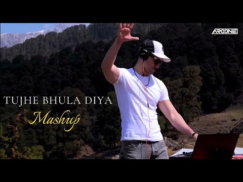 Tujhe Bhula Diya (Mashup) | DJ Aroone | Live Bollywood Set | Chopta | Ranbir Kapoor |Priyanka Chopra