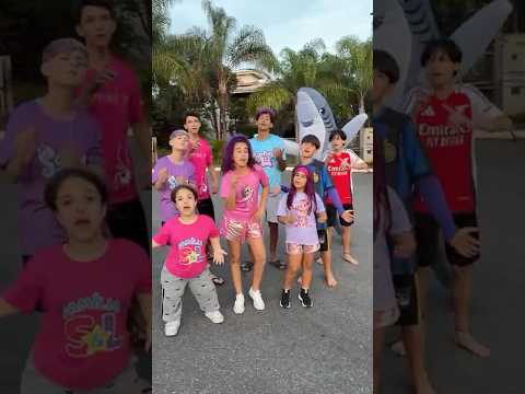 TRALALELO TRALALA IS TRASH! *SOPHIA'S GROUP