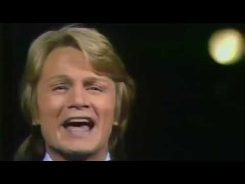 Claude François , Reste à la maison !