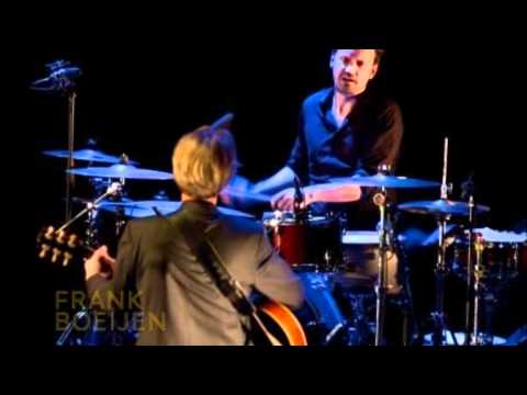 Frank Boeijen live 2012  de wind nam hem mee.wmv
