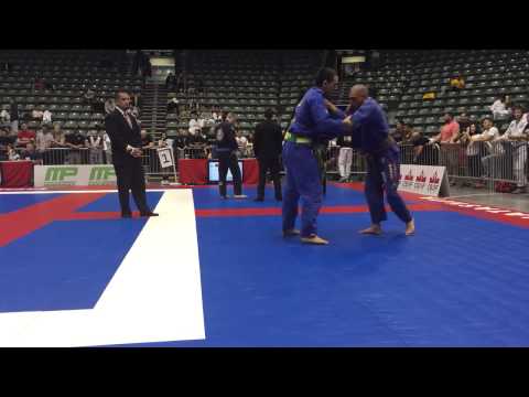 Dainis Nguyen BJJ - Huge foot sweep at the 2015 BC Open