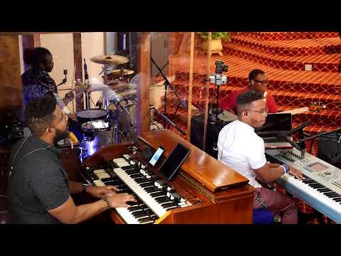 Praise God From Whom All Blessings Flow