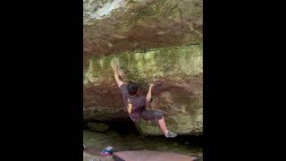 Video thumbnail de Bizarre Ride Sit, 8b. Peak District