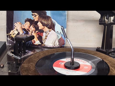 Vintage Vinyl: "Daydream Believer" ~ The Monkees - 1967 Colgems 45rpm Record (Garrard Record Player)