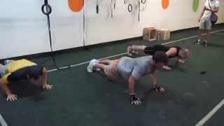 preview picture of video 'CrossFit Skopje-Najbrz set vo Cindy 5xPullUps, 10xPushUps, 15xSquats'