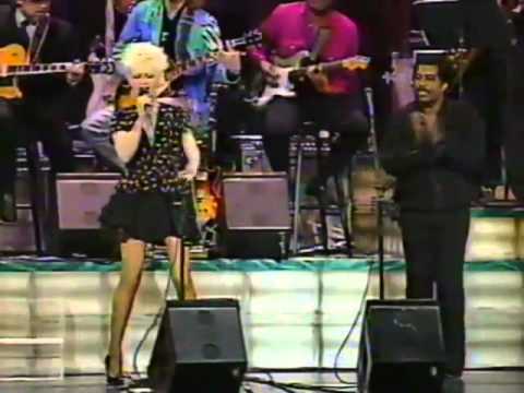 Cyndi Lauper Ben E King Billy Joel - Sweet Soul Music Medley