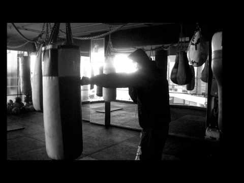 06- Levanten el telon (prod. Jhony The Fox) El Pelu