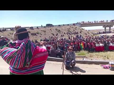 Dia 2 la carretera Patacamaya ruta que conecta La Paz Oruro, bloqueado