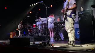 MisterWives - Machine (Live at the Rave)