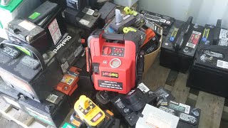 This trash picked EverStart JUS750ce has a broken air compressor. Can we fix it Let's find out!