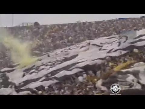 Corinthians 2 x 3 Santos - A reação da torcida na épica conquista. Emocionante!