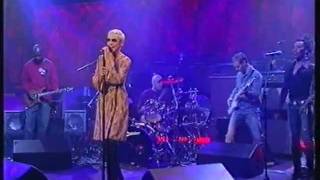 Annie Lennox - Little Bird (live on Parkinson 2003)