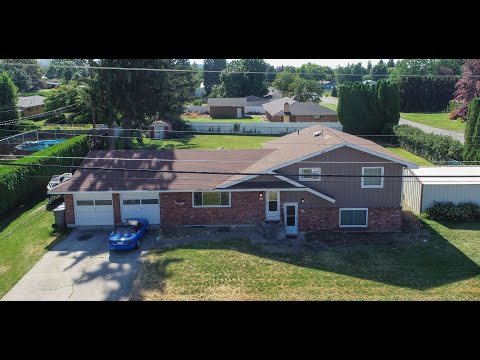 **Half off 1st Month's rent!!** 3 Bed 2 bath property centrally located in Spokane Valley property video