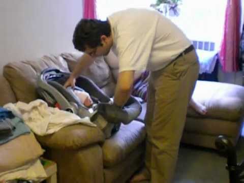 grammi cam : Dada n Nagy take Emma out of carseat