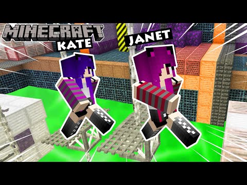 Flood Escape on MINECRAFT! | Janet and Kate