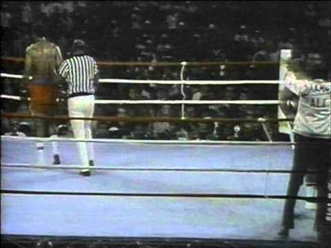The Rumble In The Jungle: Muhammad Ali vs. George Foreman (Full Fight, 30th October 1974)